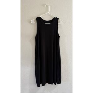 Time and Tru Classic Black Top